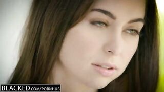 Petite teen Riley Reid tries BBC for the first time