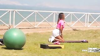 Peruvian gym teacher caught doing squats with her skirt up