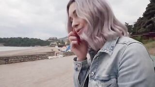 A girl has real sex with a stranger she met on the street - BelleNiko