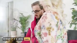 The hot MILF Morgan Taylor teaches her neighbor to kiss