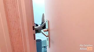 I watch my stepsister masturbating and I offered her my cock