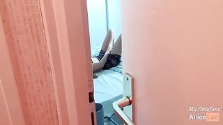 I watch my stepsister masturbating and I offered her my cock