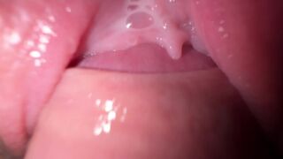 A young guy fucked his stepsister and cum on her pussy in a steamy scene