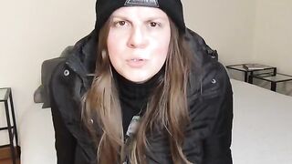A neighbor from Wisconsin fucks Elle Hell in anal POV