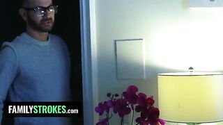 Pervert stepdad took his stepdaughter Vanna Bardot for a sex lesson