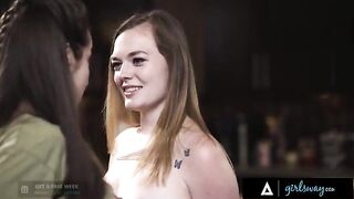 The plumber checked the kitchen pipes and got intimate with sexy girls