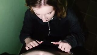 A young couple gets down and dirty in the entrance while the parents are at home