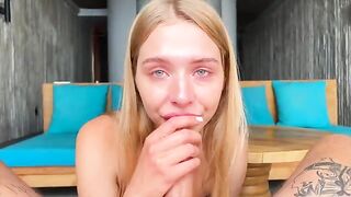 Slut Californiababe cheats on her husband at a psychotherapy session