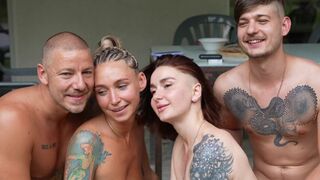 Real amateur foursome action with OWIAKS & LeoKleo