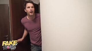 Fake hostel affair turns into a wild bunk bed threesome