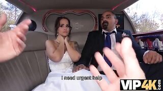 A bride allowed her husband to watch her getting fucked in the car