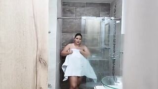 I see my stepsister in the shower and we have anal sex