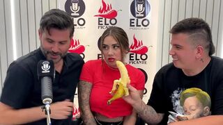 The interview with Elo Podcast ends in a mess and a lot of cum