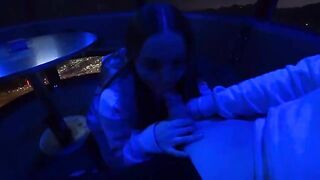 Romantic evening in the park turned into a hot sex date
