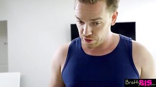 Petite Jessie Saint works out with her stepbrother’s help