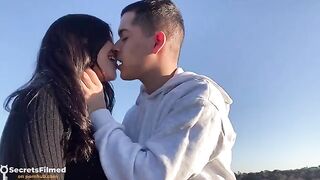 Girl from Tinder has no shame and fucks in the park