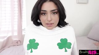 Vanessa Moon tells Stepbro why don't you lick my pussy for good luck