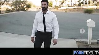 The perfect housewife Anna Bell Peaks gets a wild surprise