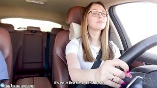 The stepson fucked his beautiful stepmom in the car after taking driving lessons