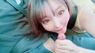 A juicy girl got fucked in the car and came