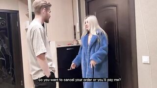A guy wanted to diversify sex, but his GF came unexpectedly