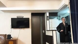 A pervert guy fucked his stepmom, who didn’t mind his dad being nearby