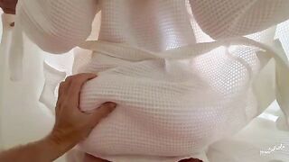 My juicy ass seduces my stepbrother again without any problems!