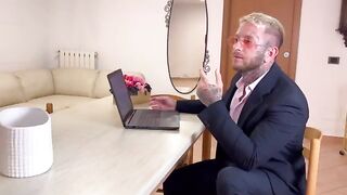 The secretary was cleaned by the boss’s cock in the office