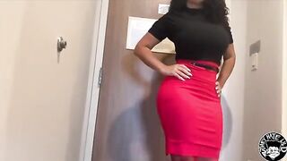 The pretty girl Valerie Kay calls Lil D to practice yoga