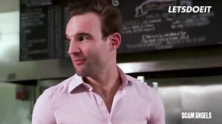 Rich American guy fucked in a foursome by kinky babes