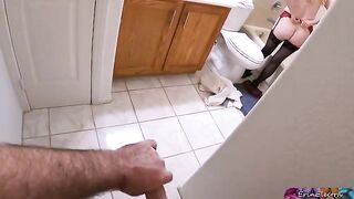 A stepson got his stepmom caught in the bathroom after work, shocked