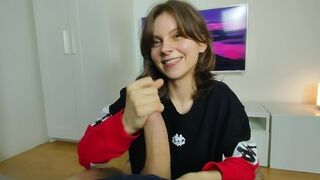 Amateur slut gets messy facials and huge cumshots in her mouth