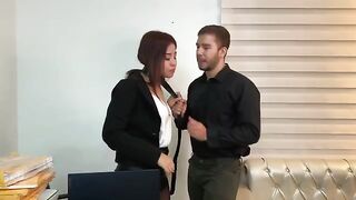 The cute secretary got fucked by her handsome boss in the office