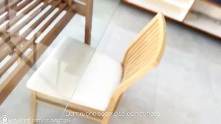 I made cum on the naked photos of my hot student-neighbor and gave a huge cumshot on her face