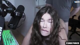 A cute girl does something nice for a change, good content
