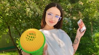 A cute girl apologized to me, so I had to fuck her in the forest