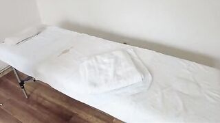 A masseur got horny while massaging a pretty 18-year-old girl