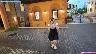 I fed the cute stranger from Italy and got a hot sex