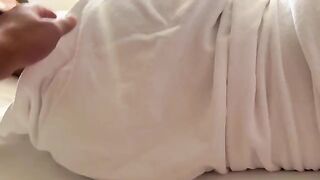 I wanted sex with my stepdaughter, so I booked a single bed