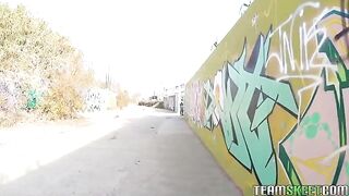 A guy right in the street fucked a girl he had just picked up