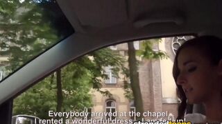A hot bride has sex with a taxi driver in his car