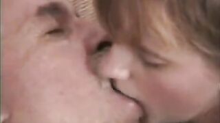 The grandfather broke the finger of his granddaughter, who was passionate about playing piano