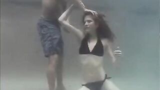 A guy had sex with a ginger girl in the pool underwater