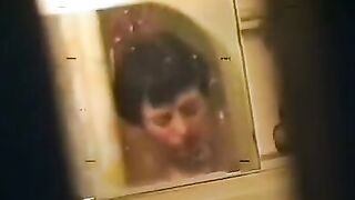 A soldier fucked a drunk woman in the bath