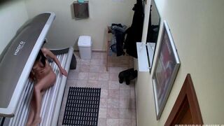 A client got naked in the Czech solarium by accident