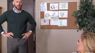 The pretty girl Cherie Deville fucked with her subordinate in the office