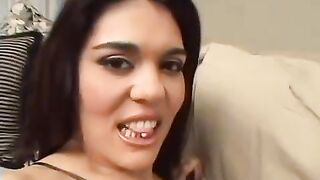 They fucked her under a skirt and it was incredibly sexy