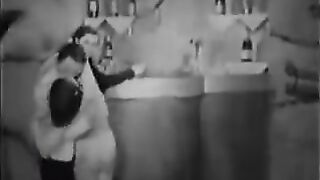 Roxy's threesome tips from old school porn of 1930s