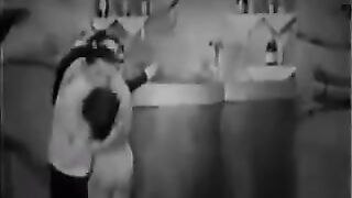 Roxy's threesome tips from old school porn of 1930s