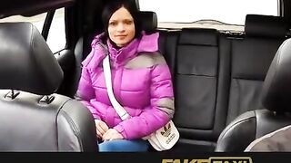 The taxi driver slept with his client in the car